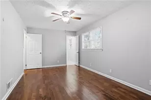 4716 Cheri Lynn Rd NW, Acworth, GA 30101 - Photo 17
