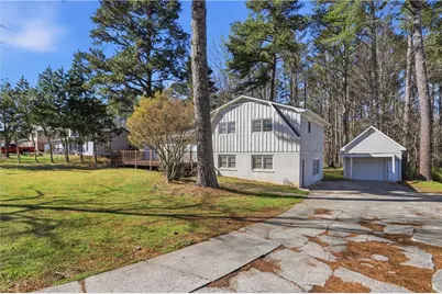 4716 Cheri Lynn Road NW, Acworth, GA 30101 - Photo 3