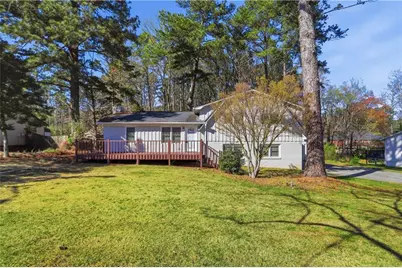 4716 Cheri Lynn Road NW, Acworth, GA 30101 - Photo 1