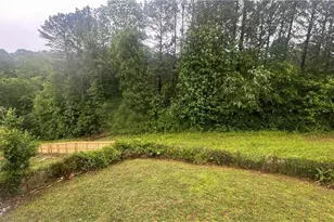 585 Station View Run, Lawrenceville, GA 30043 - Photo 3