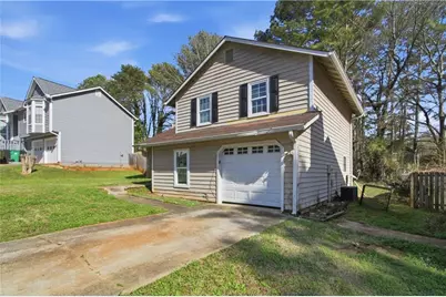 917 Lake Watch Drive, Stone Mountain, GA 30088 - Photo 3