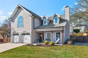 2700 Laurelwood Ln, Alpharetta, GA 30009 - Photo 1