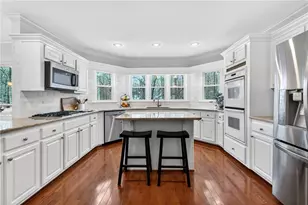 5653 Creekside Dr, Peachtree Corners, GA 30092 - Photo 7