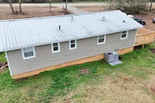 1734 Doc McLocklin, Statham, GA 30666 - Photo 3