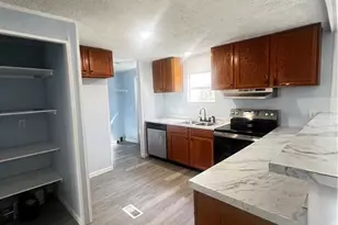 886 Walnut Dr, Monroe, GA 30655 - Photo 3