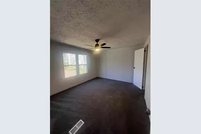 886 Walnut Dr, Monroe, GA 30655 - Photo 9