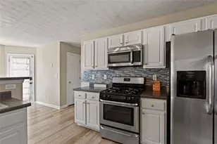 215 Middleton Dr, Covington, GA 30016 - Photo 7