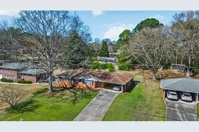 580 Lee Ann Drive SW, Smyrna, GA 30082 - Photo 3