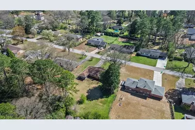 580 Lee Ann Drive SW, Smyrna, GA 30082 - Photo 13