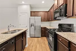 408 Rockview Dr, Canton, GA 30114 - Photo 5