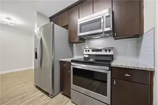 120 Granville Ct, Atlanta, GA 30328 - Photo 13