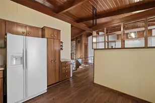 3906 Land O Lakes Dr NE, Atlanta, GA 30342 - Photo 9