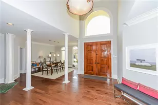 860 Carlton Ridge NE, Atlanta, GA 30342 - Photo 5