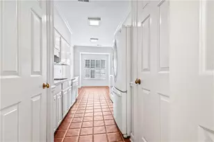 1160 Windsor Pkwy, Atlanta, GA 30319 - Photo 9
