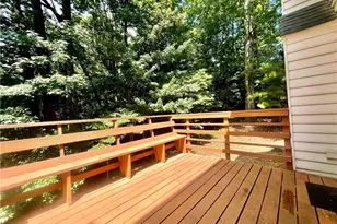 1160 Windsor Pkwy, Atlanta, GA 30319 - Photo 25