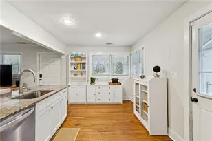 1139 Palafox Dr NE, Atlanta, GA 30324 - Photo 11