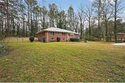 1790 McLain Lane, Decatur, GA 30035 - Photo 3