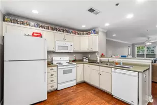 660 Barnett Shoals, Athens, GA 30605 - Photo 13