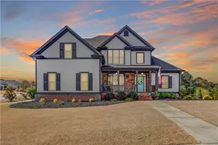 1005 Silver Thorne Dr, Loganville, GA 30052 - Photo 1
