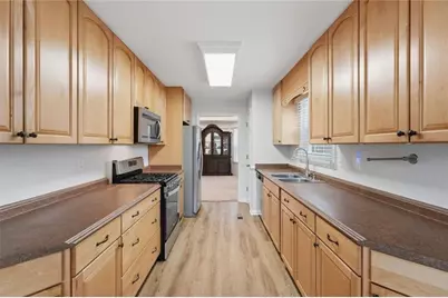 638 Oberlochen Way, Douglasville, GA 30134 - Photo 9