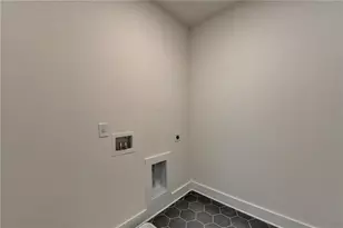 4275 Hawthorn Cir, Alpharetta, GA 30022 - Photo 117