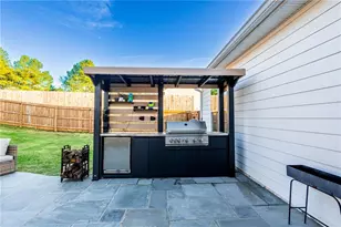 1709 Flagstone Ln, Conyers, GA 30012 - Photo 13