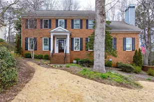 575 Berkeley Ln, Kennesaw, GA 30144 - Photo 1