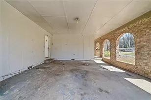 4804 Thompson Mill Rd, Lithonia, GA 30038 - Photo 27