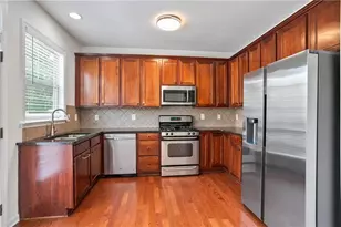 4398 Village Field Place, Suwanee, GA 30024 - Photo 9