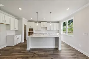 6137 Black Pear Ln, Gainesville, GA 30506 - Photo 5