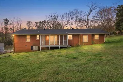 4075 Craig Place, Gainesville, GA 30507 - Photo 3