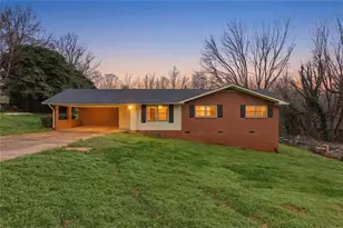 4075 Craig Pl, Gainesville, GA 30507 - Photo 1