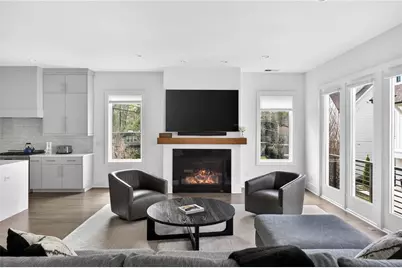 4005 Hazel Nut Lane, Atlanta, GA 30342 - Photo 3