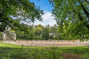 4005 Hazel Nut Ln, Atlanta, GA 30342 - Photo 51