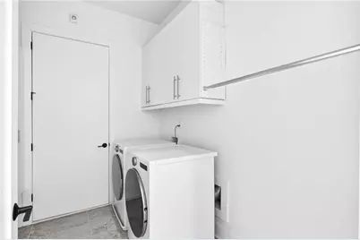 4005 Hazel Nut Lane, Atlanta, GA 30342 - Photo 33