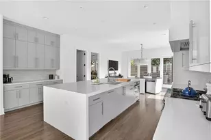 4005 Hazel Nut Ln, Atlanta, GA 30342 - Photo 7