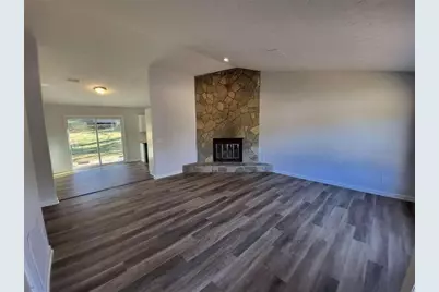 915 Fox Valley Court, Stone Mountain, GA 30088 - Photo 3