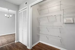 1069 Laurel Ln NW, Conyers, GA 30012 - Photo 11