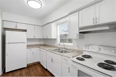 1069 Laurel Lane NW, Conyers, GA 30012 - Photo 9