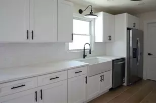 1504 Sugarplum Pl SW, Conyers, GA 30094 - Photo 3