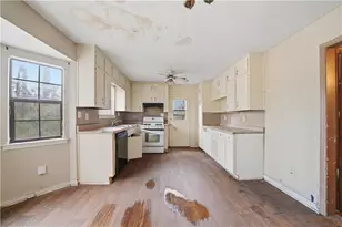 2904 Woodhollow Ln, Jonesboro, GA 30236 - Photo 11