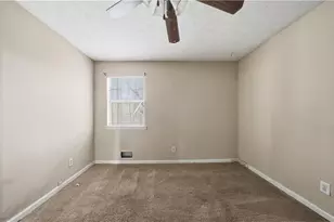 2904 Woodhollow Ln, Jonesboro, GA 30236 - Photo 19