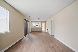 2904 Woodhollow Ln, Jonesboro, GA 30236 - Photo 9