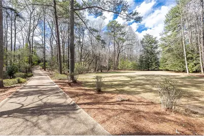 3248 Nancy Creek Road NW, Atlanta, GA 30327 - Photo 5