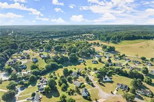 908 Justin Dr, Winder, GA 30680 - Photo 9