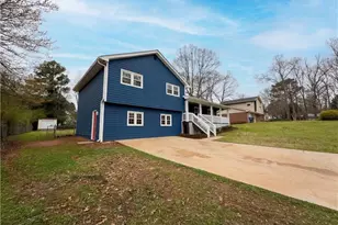 1272 Owen Cir, Sugar Hill, GA 30518 - Photo 15