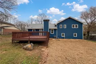 1272 Owen Cir, Sugar Hill, GA 30518 - Photo 5