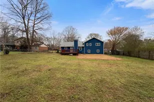 1272 Owen Cir, Sugar Hill, GA 30518 - Photo 13