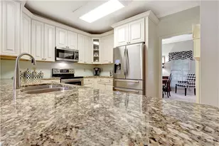 9575 Fairdale Ave, Jonesboro, GA 30236 - Photo 5