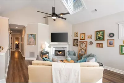 704 Gardenside Circle SE, Marietta, GA 30067 - Photo 5